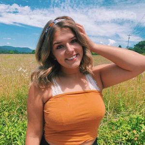 Meet your Posher, Naomi